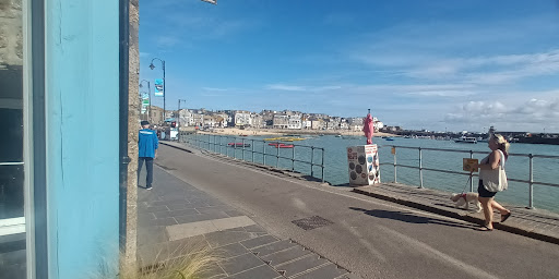 Photo of Hub St Ives - 4 Wharf Rd, St Ives, Saint Ives TR26 1LF